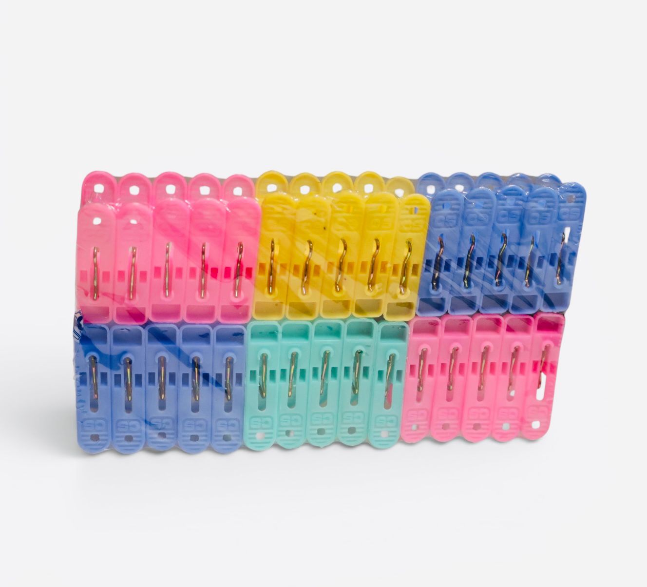 WhatsApp-Image-2026-05-26-at-13-17-17-2.jpeg Plastic Pegs Small 30s - Image 1